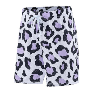 Shorts en maille à sublimation imprimée, design tendance, décontractés pour l'été, séchage rapide, taille élastique, fabriqués au Pakistan - Product Image 4