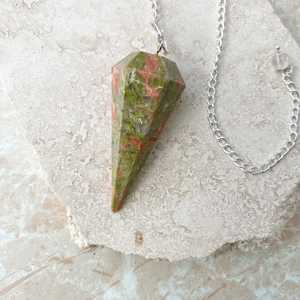 Wholesale Price Natural Unakite Stone Polished Pendulum for Reiki <b>Healing</b> Chakra Love Balancing And Dowsing With Silver Chain - Product Image 5