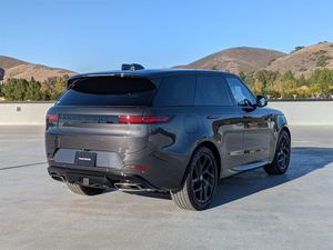 LAND ROVER RANGE ROVER SPORT SUV AWD AUTOBIOGRAPHY 542 CV 3L 16 HYBRID d'occasion en excellent état, modèle 2025 - Product Image 6