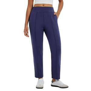 Capri de golf ligero para mujer que ofrece comodidad transpirable y fácil movimiento para deportes - Product Image 1