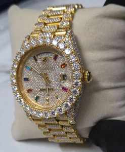 Reloj de Hip-Hop con Diamantes de Arcoíris, Movimiento de Cuarzo, Cristal de Alta Calidad, Acero Inoxidable con Incrustaciones de Moissanita Hechas a Mano - Product Image 1