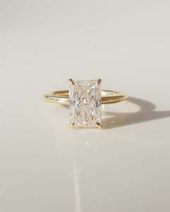 Anillo de mujer de fiesta de aniversario de compromiso de boda de moissanita de corte radiante con plata 925 10K 14K 18K oro sólido hecho a mano - Product Image 3