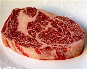 Viande de chameau congelée en vrac, halal, biologique, sans gluten, faible en gras, provenant de Saskatchewan Nature - Product Image 6