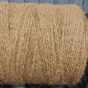 Fabriqué à partir de fibres de noix de coco 100% naturelles, le fil de coco est solide, écologique et durable. - Product Image 1