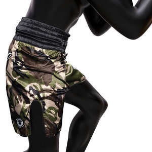Pantalones cortos deportivos personalizados Muay Thai al por mayor con material de alta calidad diseño transpirable de secado rápido para entrenamiento de hombres MMA Fitness - Product Image 5