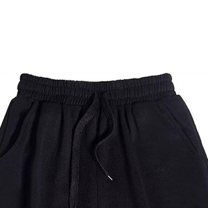 Short de qualité avec logo personnalisé Le tissu extensible permet une mobilité maximale, que vous soyez en train de frapper - Product Image 5