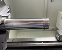 Torno CNC Horizontal Pequeño CK6140x1000 con Sistema de Control GSK, Estructura de Bancada Plana y Controles Fáciles de Usar