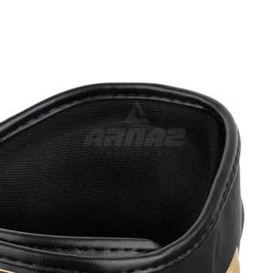 Protège-tibias de qualité supérieure avec rembourrage durable et ajustement confortable des jambes, design léger et coussin intérieur doux - Product Image 4