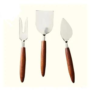 ชุดเซิฟเวอร์ชีสโลหะมีด้ามจับอุปกรณ์หั่นชีสสำหรับงานเฉลิมฉลอง - Product Image 3