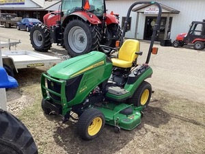 Tracteur agricole John Deere 1026R 65 CV (modèle 2012) avec moteur, pompe, boîte de vitesses, roulement et moteur - Garantie 5 ans et plus - Product Image 5