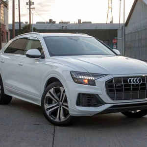 Plumb 2019 Q8 AWD Prestige SUV usado coche bajo kilometraje buen precio listo para enviar - Product Image 1