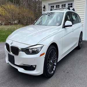 (L&A) BMW 328i xDrive Sports Wagon usado del 2015 - Product Image 1