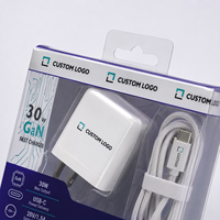 Boîtes en papier personnalisées avec fenêtre pour câble de données USB, boîte en papier pour étui de téléphone portable, emballage de chargeur avec crochet