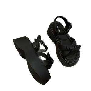 Nouvelles chaussures Mary Jane de style français printemps-été, ballerines rétro britanniques à semelle épaisse en cuir, chaussures à talons hauts élégantes et cool - Product Image 4