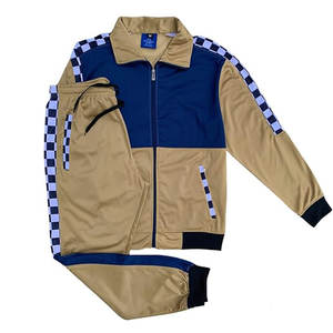 Survêtements en gros de haute qualité avec fermetures à glissière durables, solutions de fournisseur de survêtements OEM garantissant une usure durable et une sensation de qualité supérieure - Product Image 5