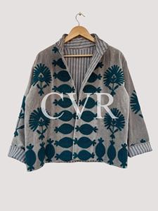 เสื้อโค้ทกำมะหยี่ปักลายดอกไม้ด้วยมือ ปกคอปก แขนสามส่วน ไซส์ใหญ่สำหรับผู้หญิง เสื้อคลุมลำลองสำหรับฤดูใบไม้ร่วง - Product Image 1