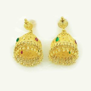 Venta al por mayor de collares de oro de 14K 18K 24K, conjunto de joyas de diseño floral tradicional, collares de moda chapados en oro de latón. - Product Image 5