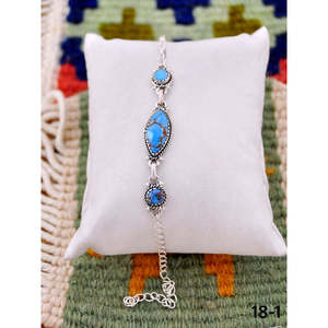 Bracelet artisanal du Southwest en turquoise Golden Hills et argent sterling, objet de collection culturelle - Product Image 1