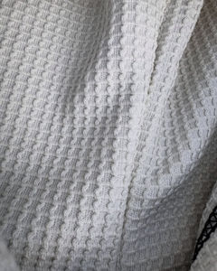 Sweat à capuche zippé en coton personnalisé 450 GSM de qualité supérieure sweat à capuche Streetwear brodé au soleil avec doublure intérieure et manches en strass - Product Image 3