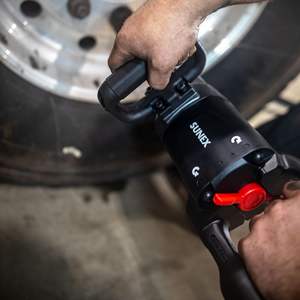 Clé à chocs pneumatique OEM personnalisable avec mécanisme à double marteau de 1 pouce et enclume de 6 pouces en matériau composite de magnésium - Product Image 3