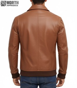 แจ็กเก็ตหนังแท้แฟชั่นสำหรับผู้ชายดีไซน์ไม่สมมาตรมีซิปและทันสมัยพอดีตัวสำหรับชุดอินเทรนด์แจ็คเก็ตบอมเบอร์ - Product Image 4
