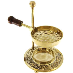 กระถางธูปทองเหลืองคลาสสิกสำหรับเทศกาลทางศาสนาการชุมนุมทางจิตวิญญาณและพิธีพระวิหาร Pooja ที่บ้านและที่ทำงาน - Product Image 1