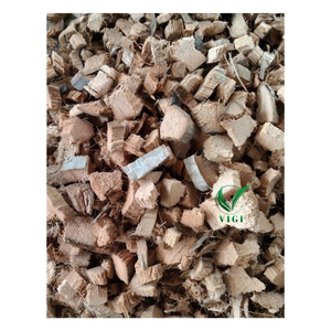 Morceaux de cosses de noix de coco de qualité supérieure du Vietnam Tailles de coupe propres pour l'approvisionnement en exportation de paillis agricole - Product Image 2