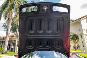 2024 911 GT3, Transmisión Manual de 6 Velocidades, Motor Flat-6 de 502 hp, Color Rojo Guardia, Sin Modificar - Product Image 6