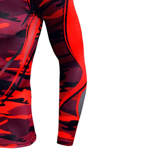 Fabricante de fábrica personalizado Rash Guard mejor venta entrenamiento camisas de compresión OEM sublimación Impresión logotipo personalizado Fitness Rashguards - Product Image 5