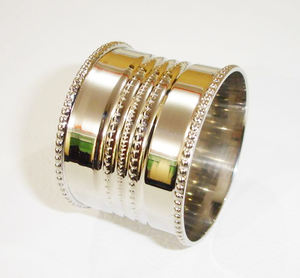 Latón Forma en espiral Niquelado Diseñador elegante Precio barato Mesa DE BODA Centro de mesa Servilletero Anillo Servilletero en espiral Premium - Product Image 6