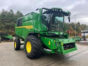 Moissonneuse-batteuse John Deere T6 700 d'occasion de qualité à vendre - Product Image 2