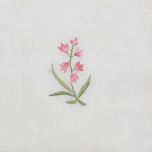 Servilletas de Bebidas Bordadas Personalizadas al por Mayor con Flores Rosadas, Servilletas de Cóctel de Algodón con Borde Festoneado Rosa, Posavasos para Eventos en el Hogar y Bares - Product Image 2