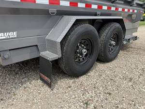 Remolque Agrícola de Alta Calidad y Gran Capacidad, Garantía de 2 Años, Origen Estadounidense, Barra de Remolque de 14 m, Velocidad Máxima de 60 km/h - Product Image 2