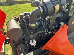 เครื่องตัดหญ้ามือสอง Kubota ขนาดเล็ก (101 ซม.) ลดราคาพิเศษ เครื่องตัดหญ้าแบบนั่งขับสำหรับสวน ราคาขายส่ง เครื่องตัดหญ้าไฟฟ้า - Product Image 3