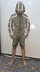 Nouvel ensemble court 3 pièces coupe-vent unisexe OEM personnalisé 2026, avec capuche, en polyester 240g, style streetwear, éco-responsable - Product Image 2