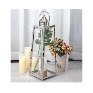 Lanterne suspendue en laiton et en verre Lanterne personnalisée de taille et de forme pour une utilisation intérieure et extérieure de décoration - Product Image 5