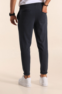 Pantalones de hombre de otoño cálidos y ligeros, acampanados, tallas grandes, casuales, deportivos, de cintura media, de algodón, de ajuste holgado, con cordón y bolsillos. - Product Image 2