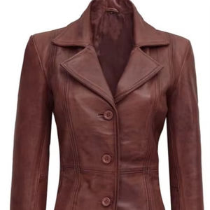 Meilleure vente femmes mince véritable mouton manteau en cuir de moto pour femmes tenue à trois boutons avec traitement respirant - Product Image 1