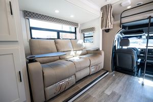 MERCEDES-BENZ SPRINTER 3500XD ISATA SERIE 3 2023 USADO CON VOLANTE A LA IZQUIERDA/DERECHA - Product Image 2