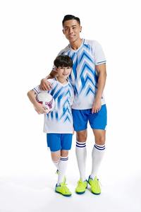 เสื้อตาข่ายฟุตบอลแบบแห้งเร็วเสื้อฝึกทีมกีฬาแบบตัดอัตโนมัติระบายอากาศได้ดีพิมพ์โลโก้ได้ตามต้องการ - Product Image 6