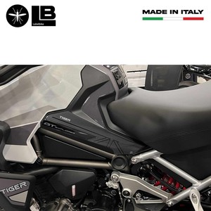 Adesivi Protettivi Laterali Personalizzati con Logo per Serbatoio Triumph Tiger 1200 GT Explorer 2023 per Decorazione - Product Image 4