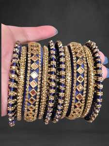 El conjunto de Chudiyan de terciopelo con diseño de Hip Hop ligero más buscado para mujeres paquistaníes e indias, brazaletes de moda para damas - Product Image 6