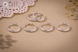 แหวนเงินหัวรองเท้าสำหรับผู้หญิงเรียบง่ายและทันสมัยแบบดั้งเดิมของชาวอินเดีย - Product Image 2