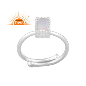 แหวนพลอยมูนสโตนสีรุ้งธรรมชาติปรับได้เครื่องประดับเงินสเตอร์ลิง - Product Image 1