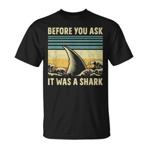 Camiseta con la frase 'Antes de preguntar, dile a la tiburón que haga amputación' - Producto promocional - Product Image 1