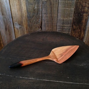 Ensemble couteau à gâteau et spatule en bois d'acacia le plus vendu ustensiles décoratifs en bois outils de service à gâteaux avec poignée à trou suspendu - Product Image 6
