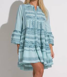 ชุดเดรสผ้าทอตัววีสำหรับผู้หญิงชุดเดรสมิดิทรงกระดิ่งยาวคอวีมีสไตล์ผสมผสานอย่างลงตัวสวมใส่สบายและใช้งานได้หลากหลาย - Product Image 1