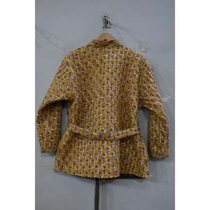 Chaqueta de kimono acolchada con estampado de bloque ligero Chaqueta de algodón indio hecha a mano para viajes y ropa informal a precio de fábrica - Product Image 3