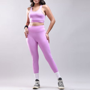 Ensemble de yoga violet pour femmes, 2 pièces, haut court dos nageur, leggings taille haute, sans couture, couleur unie, tenue de sport - Product Image 1
