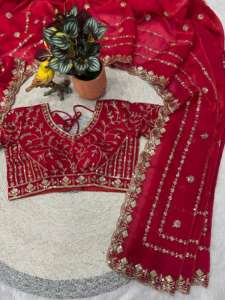 Sari de Seda Satinada Fandy para Mujer con Bordado de Diseño, Lentejuelas de 3mm, Hilo Jarl y Borde con Trabajo de Corte - Hecho en India - Product Image 3